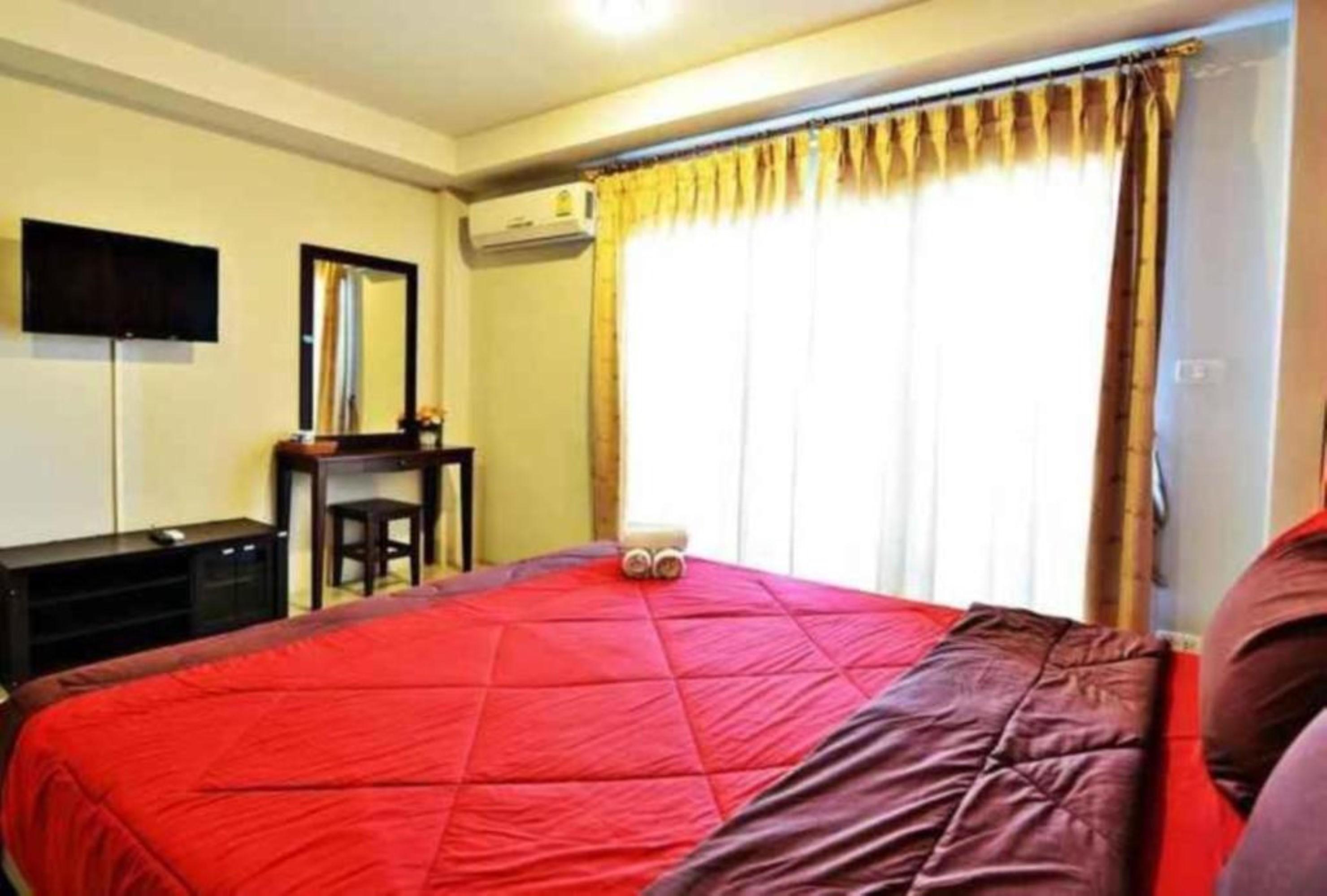 The Day Hotel Chonburi Exterior photo