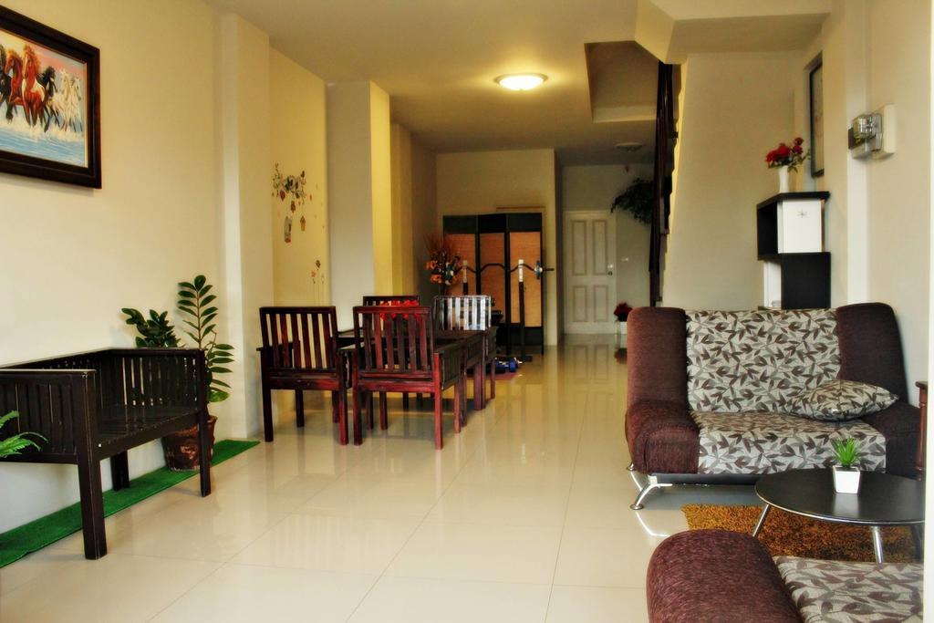 The Day Hotel Chonburi Exterior photo