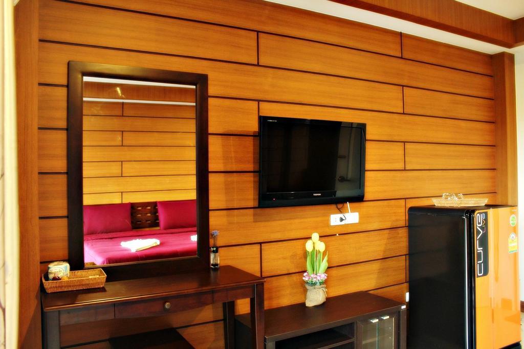 The Day Hotel Chonburi Room photo