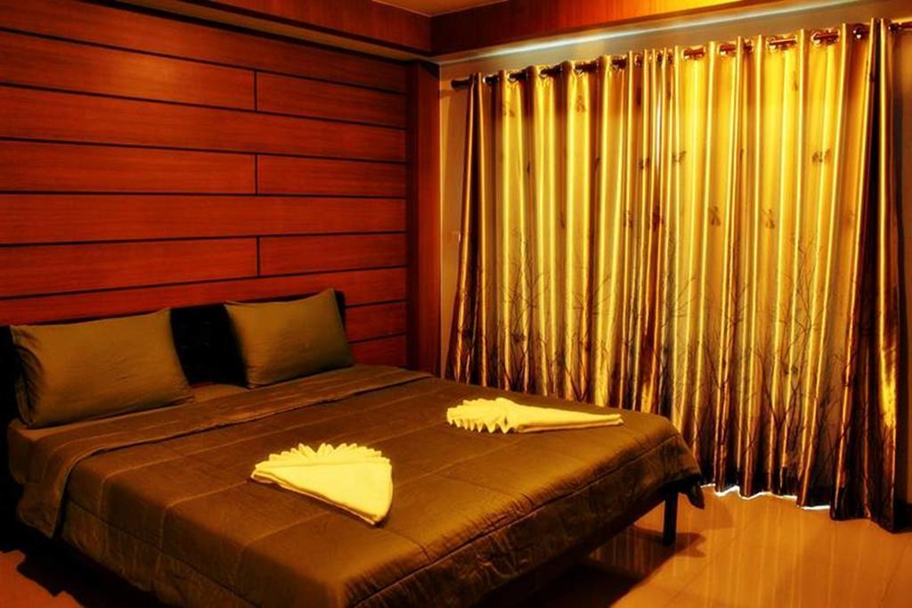 The Day Hotel Chonburi Room photo